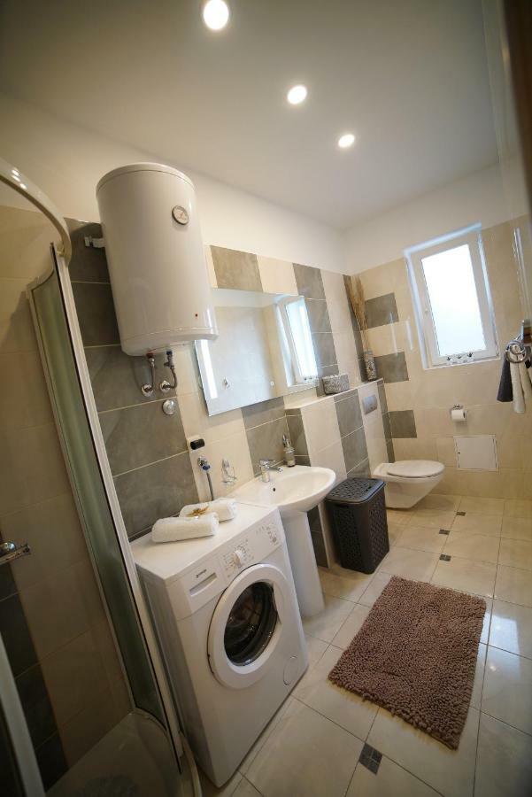 Portos Apartment Zadar Extérieur photo