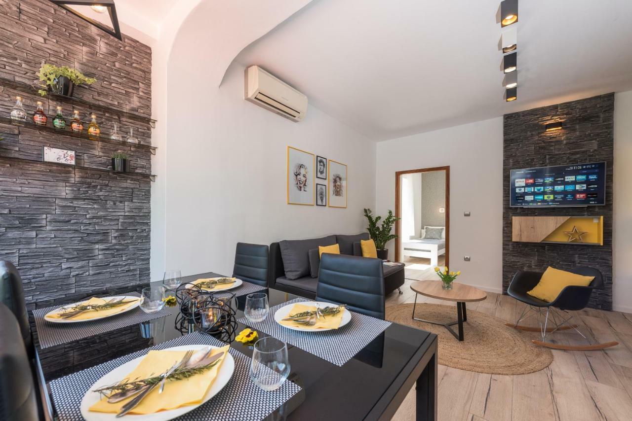 Portos Apartment Zadar Extérieur photo